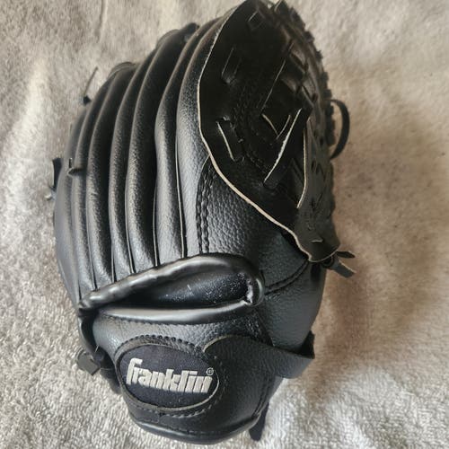Franklin Right Hand Throw RTP Baseball Glove 9" Let's go T-Ball 4-5 year olds