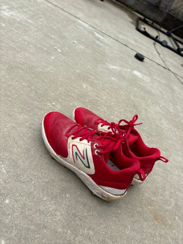 Red Used Youth Low Top Metal 3000v6