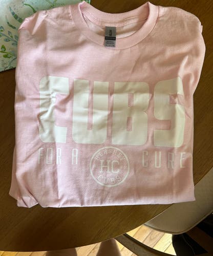 Hershey Cubs Breast Cancer  T-shirts