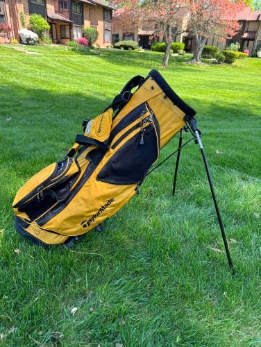 Taylormade Stand Golf Bag Used