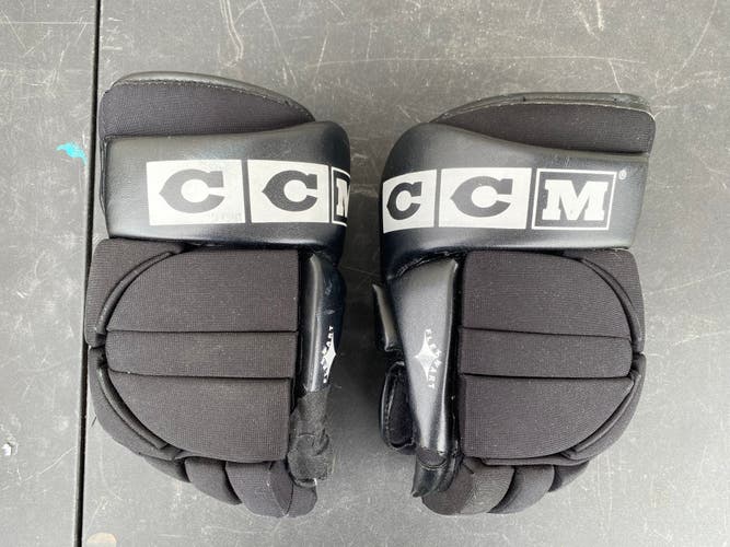 C2-4 CCM HG120 Hockey Gloves 13”