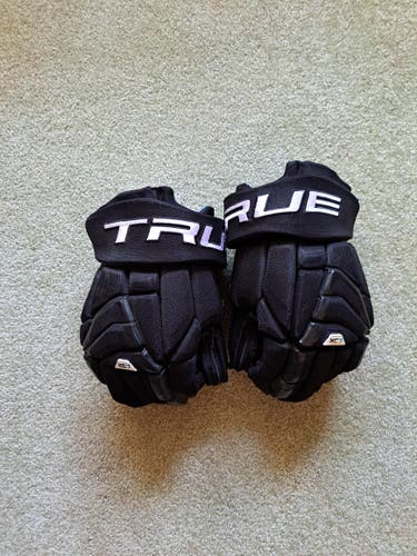 New Black True XC7 Gloves 14"