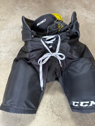Used Large CCM Tacks 9060 Hockey Pants