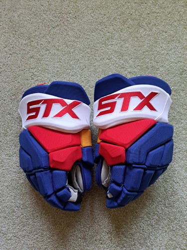 Used St. Louis Blues STX Surgeon RX3 Gloves 14"