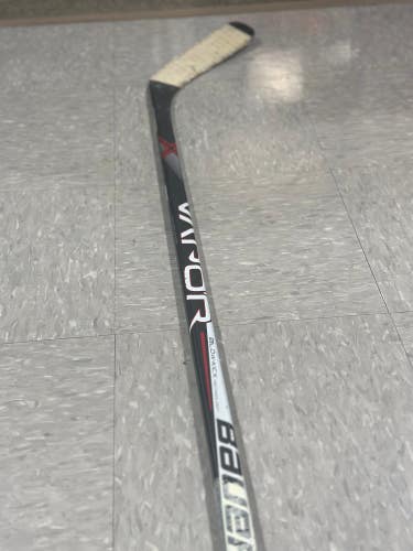 Used Junior Bauer Vapor X600 Hockey Stick Right Handed