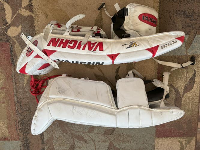 31" Vaughn Velocity V5 Goalie Leg Pads