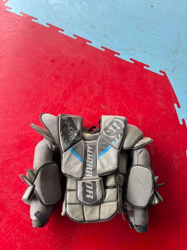 Used Large/Extra Large Warrior Ritual G5 Goalie Chest Protector