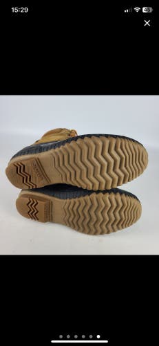 Footwear> Cheyenne Sorel Boots