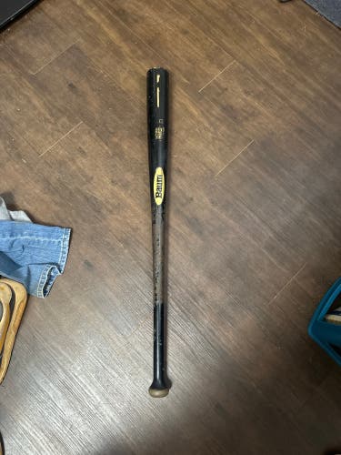 33in maple gold edition baum bat (used only one summer) looking for $100-150