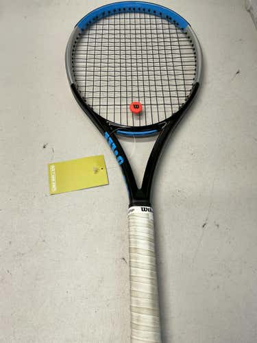 Used Wilson Ulta 100l V3.0 4 1 4" Tennis Racquets