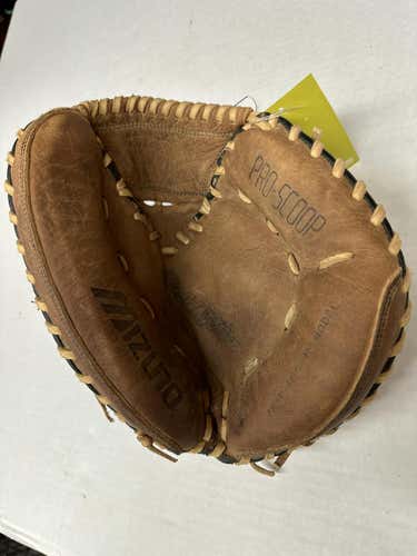Used Mizuno Gxc74 33" Catcher's Gloves