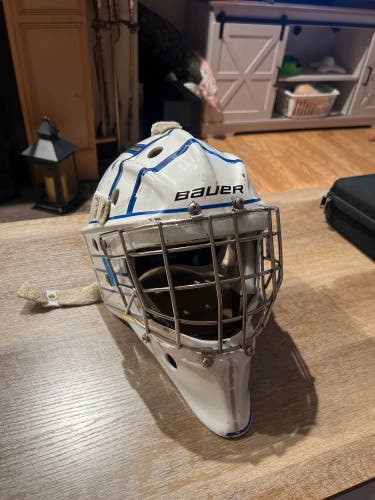Used Senior Bauer  950X Goalie Mask