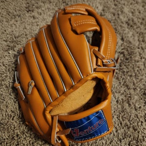 Venture Model #0167 Right Hand Throw Baseball Glove 10"