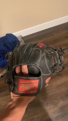 Used  Outfield 11.25" Heart of the Hide Baseball Glove