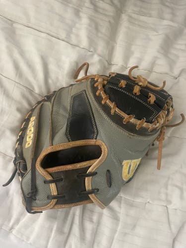 2022 Catcher's 33.5" A2000 Baseball Glove