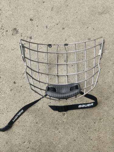 Used  Bauer Full Cage FM2100