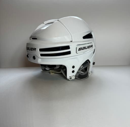 Used Medium Bauer  Re-Akt 75 Helmet