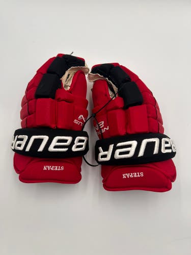 Used Carolina Hurricanes Stephan Bauer 15" Pro Stock Nexus 2N Gloves