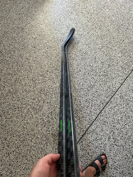 New CCM Right Handed P28 RibCor Trigger 6 Pro Hockey Stick