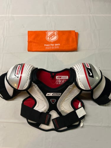 Nike/Bauer 10 Shoulder Pads Youth Small
