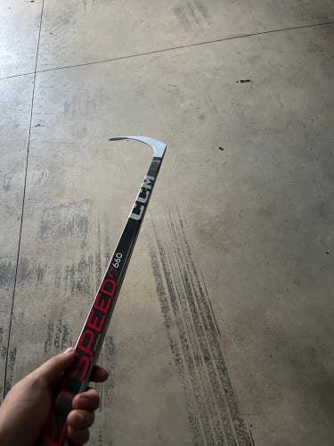 Used Senior CCM Right Handed P29  jetspeed ft660 Hockey Stick