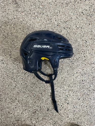 Used Medium Bauer Pro Stock Re-Akt 200 Helmet