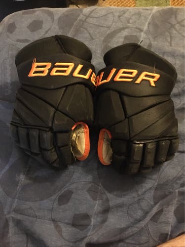 Bauer 14” Lehigh Valley Phantoms Gloves Orange And Black Used