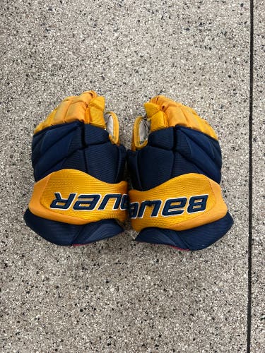 Used  Bauer 14" Pro Stock Vapor 1X Pro Gloves