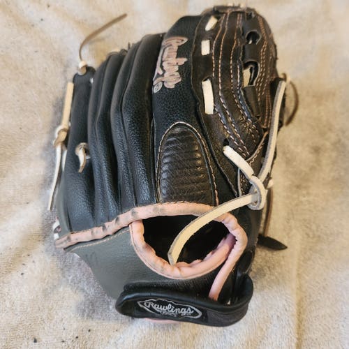 Rawlings Fastpitch WFP115 Softball Glove 11.5"  broken in ready to play