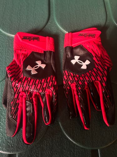 New Large Under Armour clean up Batting Gloves