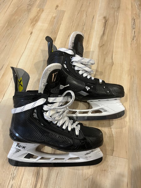 Used Senior Bauer Regular Width Pro Stock 9 Vapor Hyperlite 2 Hockey Skates