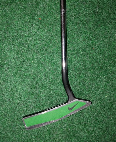 Nike OZ-2  Right Handed Blade 35" Putter with Original Grip