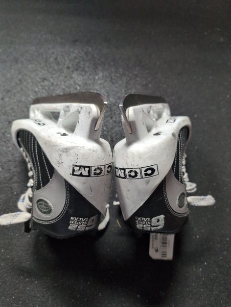 Used Junior CCM 652 Super Tacks Hockey Goalie Skates Size 5