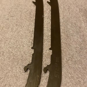 Two Pairs Step Steel Hockey ST Edge Steel Runners 263 Bauer A15
