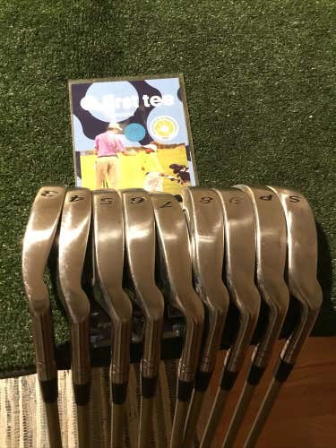Razor Golf Tour 2000 Irons Set (3-PW-SW) Graman CF310 Graphite Shafts