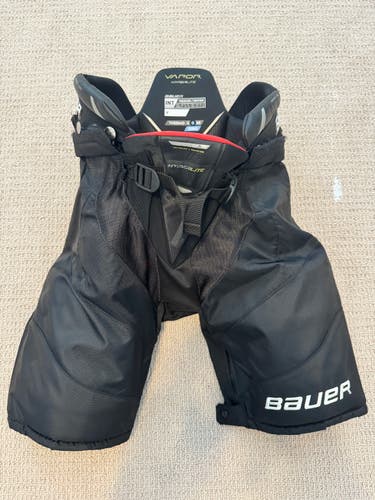 Used Intermediate Medium Bauer Vapor Hyperlite Hockey Pants