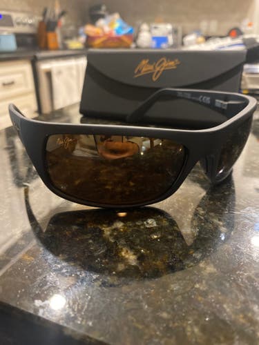 New Men's Maui Jim Sunglasses