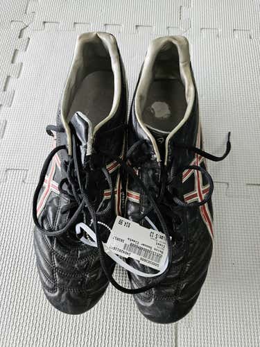 Used Asics Senior 13 Cleat Soccer Outdoor Cleats
