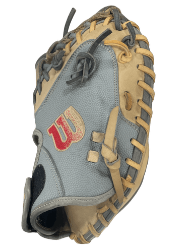 Used Wilson A2000 Pf33 33" Catcher's Gloves