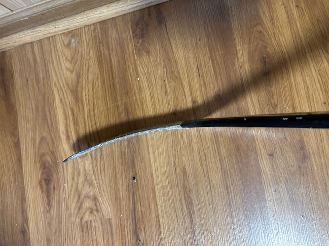 Used Senior Easton Right Handed PM9 Stealth Hockey Stick