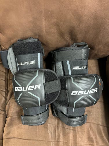 New Bauer Elite Knee Guard Sr