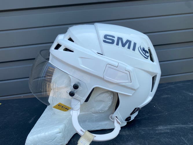 CCM Vector V08 Pro Stock Hockey Helmet CCM Visor Combo Small White 3765