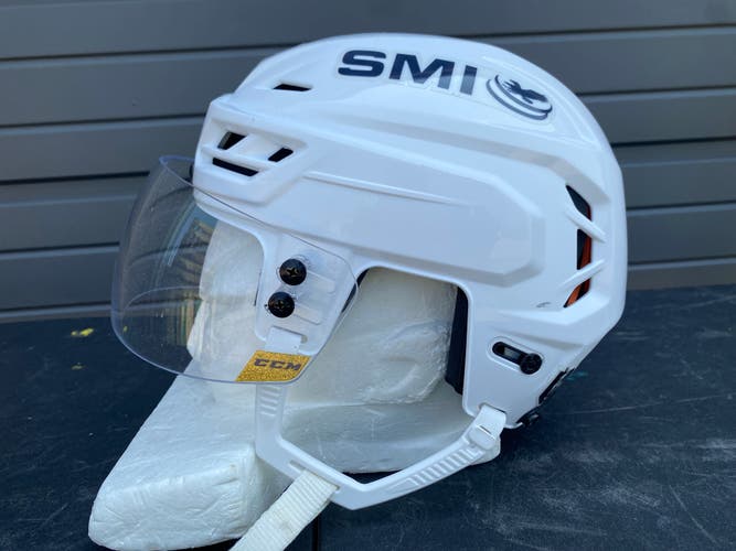 CCM Tacks 710 Pro Stock Hockey Helmet CCM Visor Combo Small White 3771