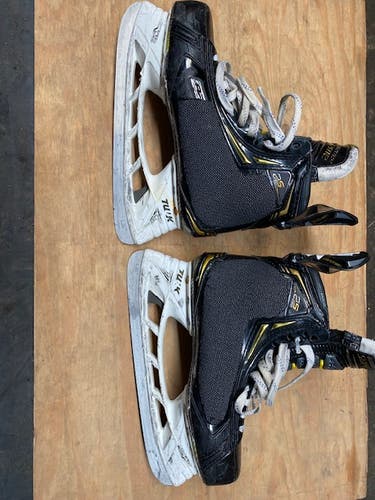 Used Senior Bauer Supreme 2S Pro Hockey Skates Regular Width Pro Stock 8