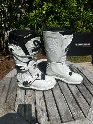 New Alpinestars Motocross Tech 1 Boots