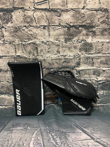 New Bauer Regular M5 Pro Glove & Blocker Set