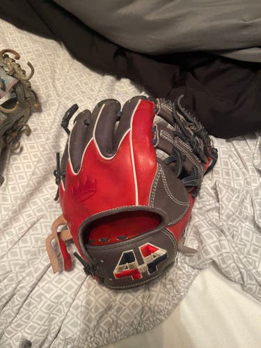 Used 2023 Infield 11.25" Signature Series Baseball Glove