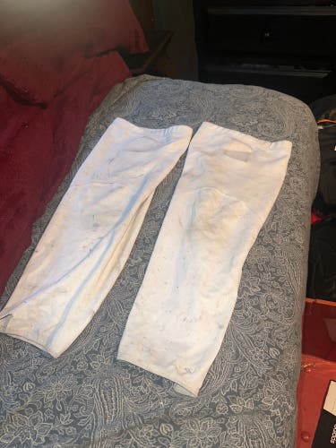White Used Intermediate   SP EDGE STYLE Socks