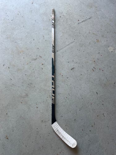 Used Intermediate True Left Hand MC AX9 Hockey Stick