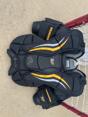 Like new/Used - Vaughn v7 XF Goalie Chest Protector SIZE S-M